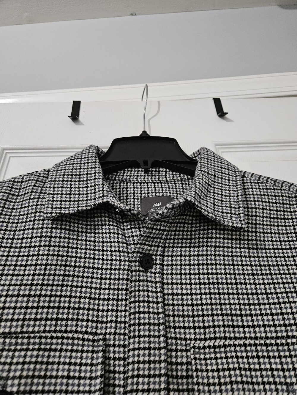 Sale: H&M Men's Houndstooth Shacket - Large - Picture 3 of 9